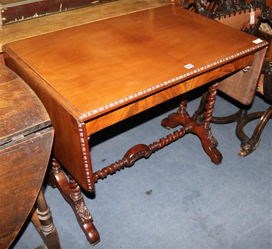An early 19th century mahogany sofa table, W.93cm